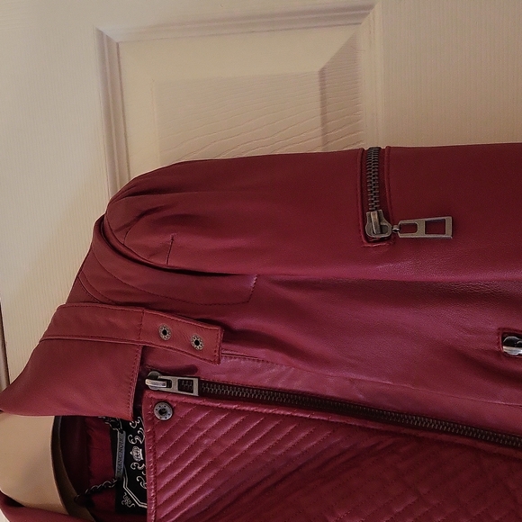 BLANC NOIR BUTTER SOFT LEATHER JACKET.  (BURGUNDY)  ZIPPERS ON ARMS AND POCKETS - Picture 3 of 16